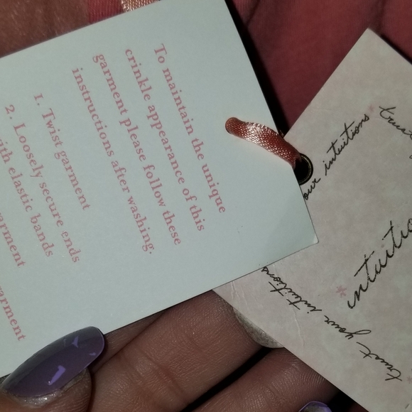 New Intuitions size medium unique tank top - Picture 4 of 4